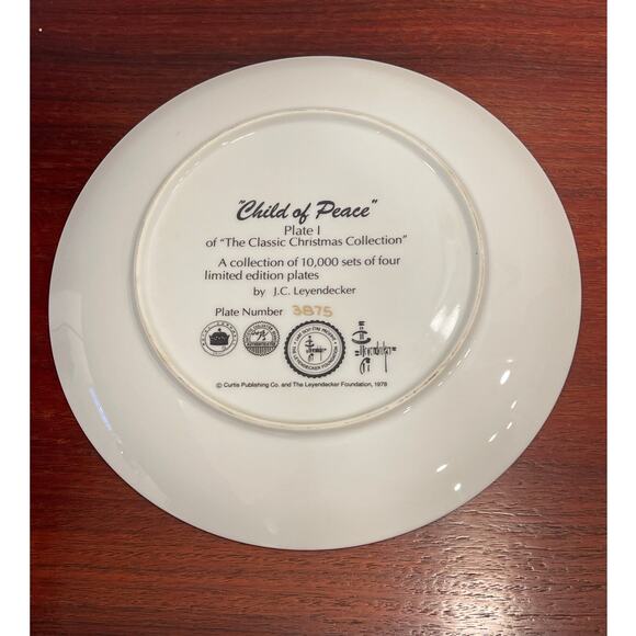 2 Vintage Gold Rimmed Christmas Collection Plates by Artist J.C. Leyendecker - Picture 2 of 6